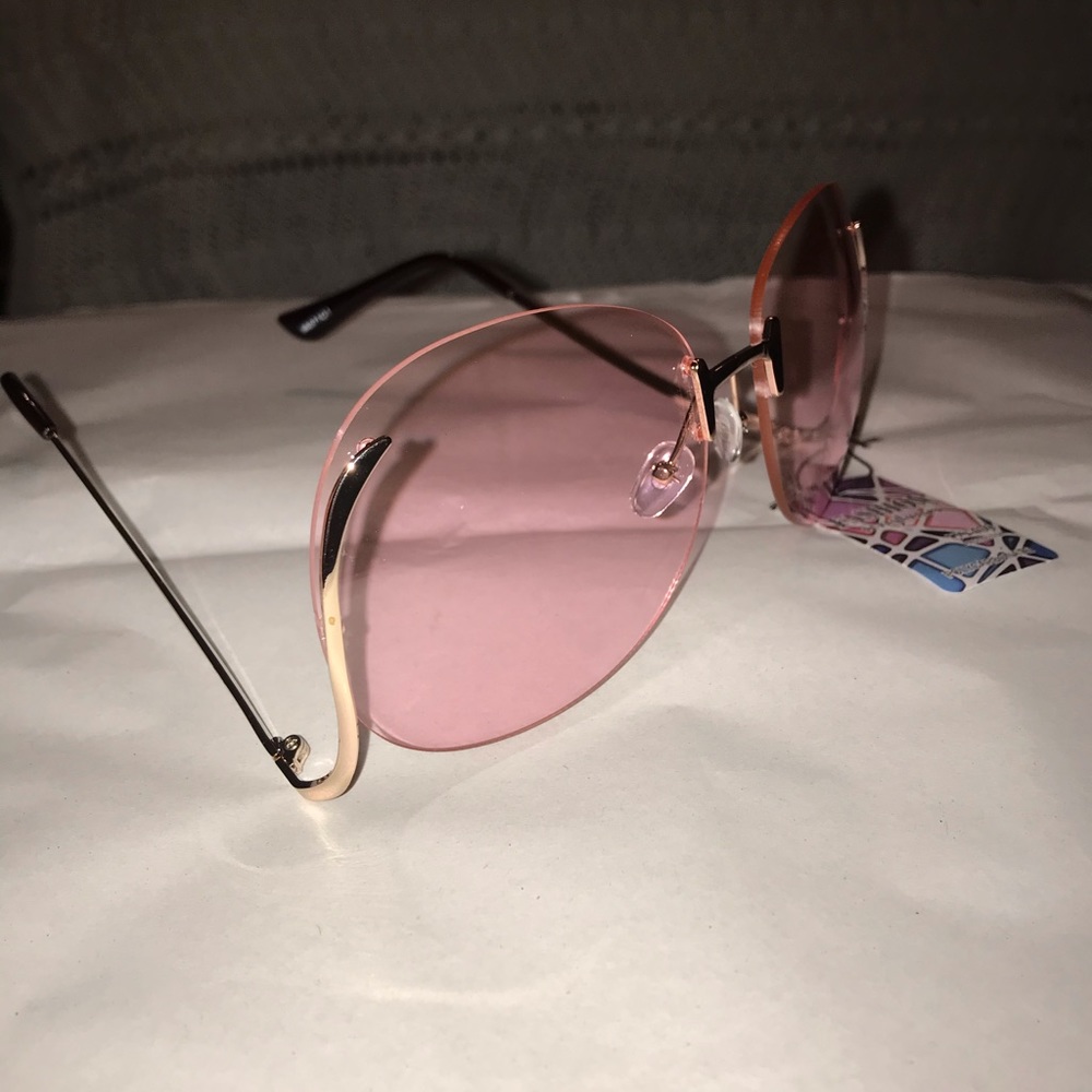 Sun glasses pink